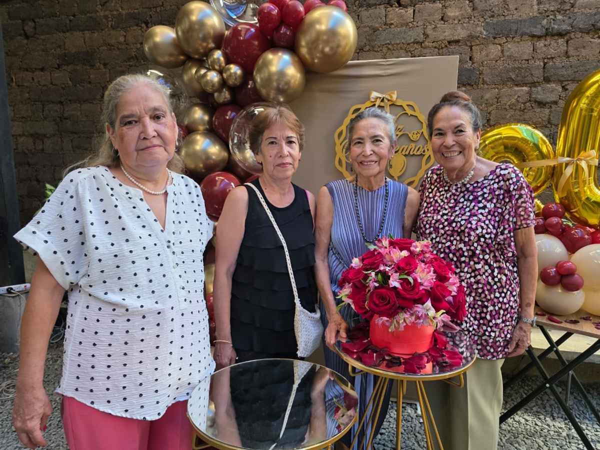 Maria-Elena-Campo-Perlaza-80-anos-sembrando-cultura-y-memoria.jpg