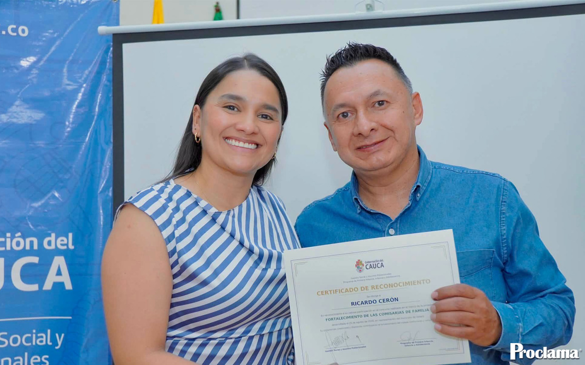 Sotara-recibe-reconocimiento-por-trabajo-de-Comisaria-de-Familia.jpg