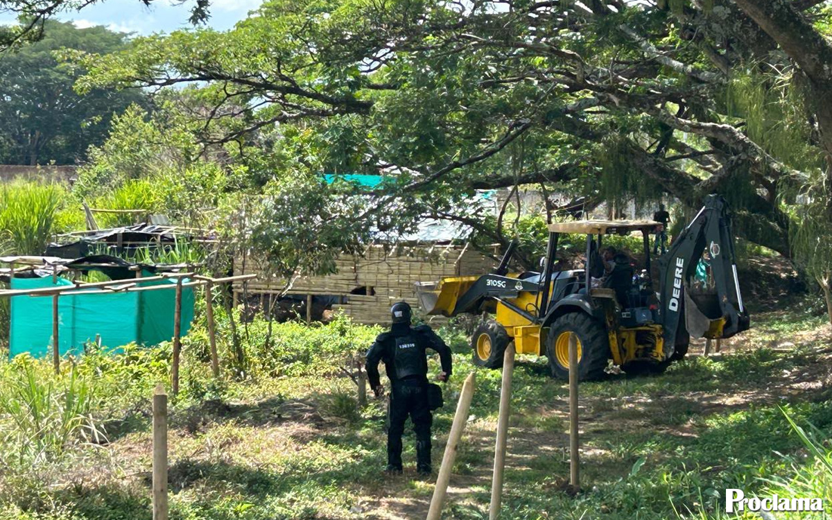 Villa Rica recupera predios públicos ocupados