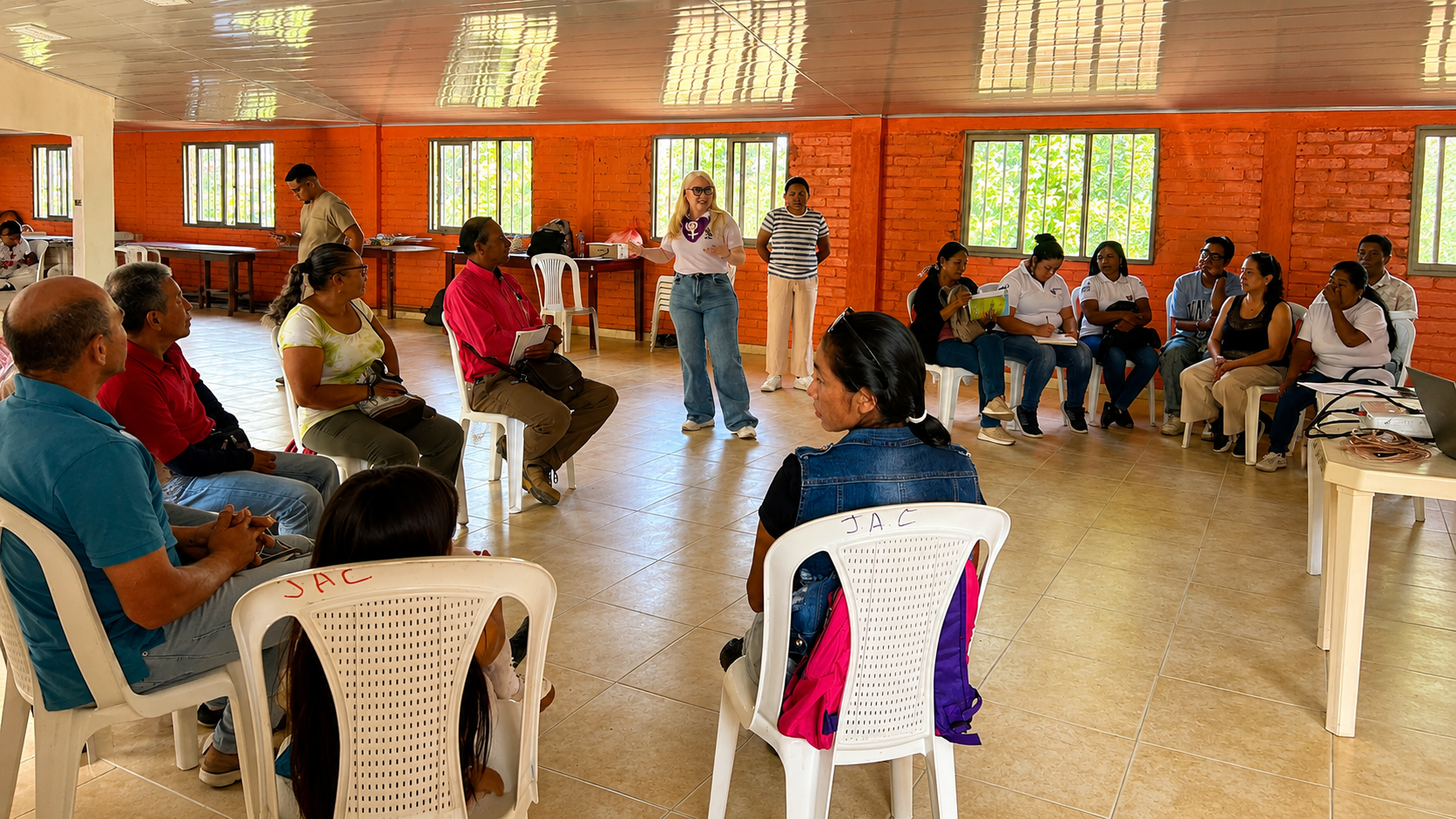 Cajibío capacita a mujeres rurales sobre derechos y atención