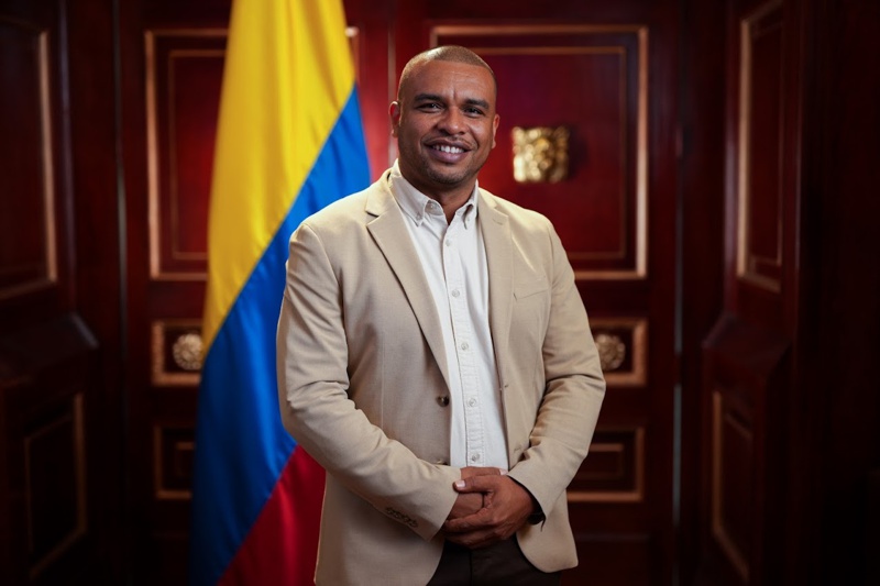 Esneyder Gómez lleva el territorio al Congreso