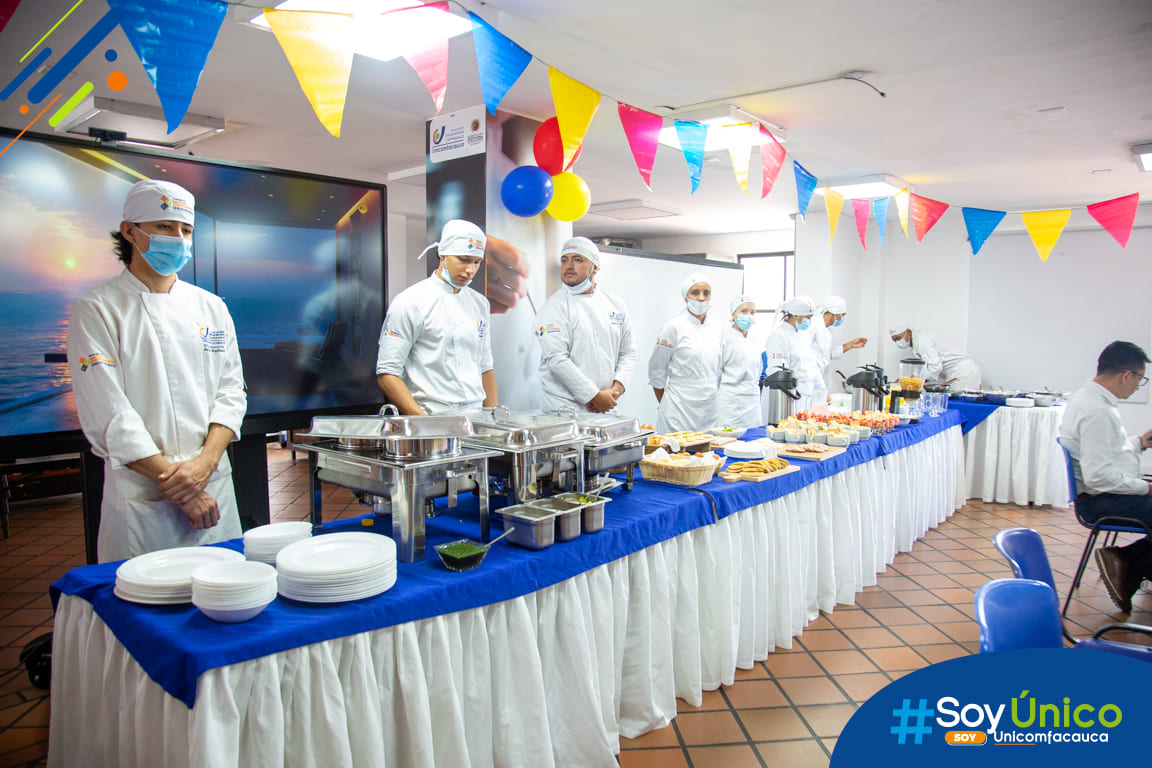 Gastronomia-que-inspira-los-buffets-tematicos-que-fortalecen-la-practica-profesional-en-Unicomfacauca-01.jpg