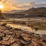 Sequía de El Niño reduce niveles de agua en Colombia