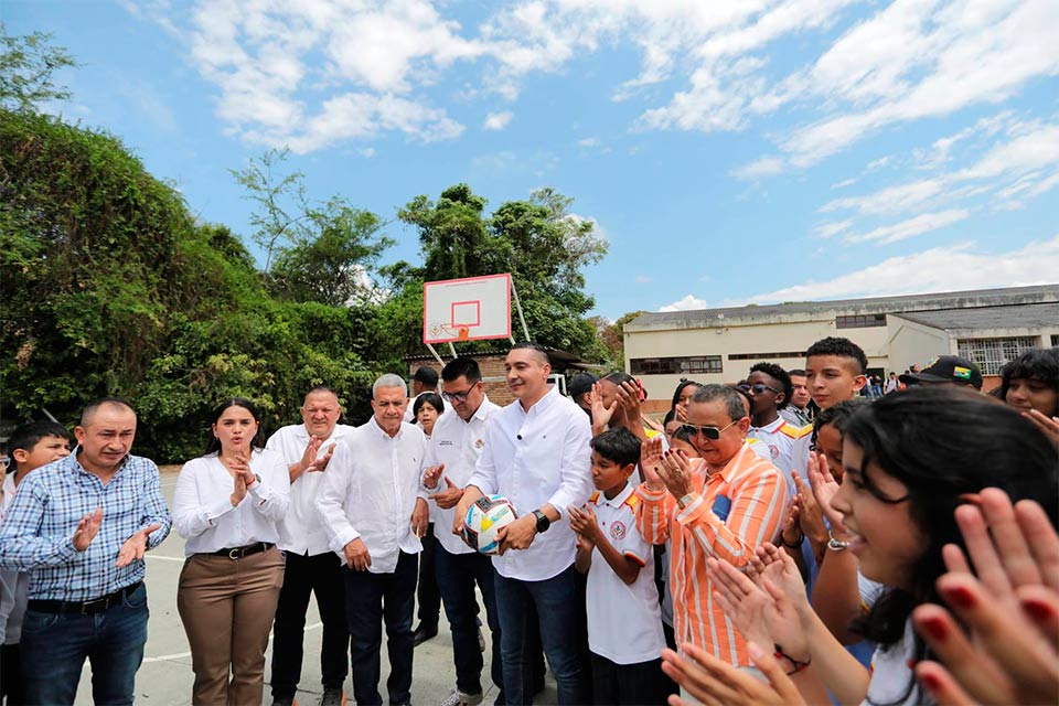 Miranda-recibira-inversiones-por-mas-de-16.000-millones.jpg