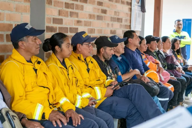 Sotará prepara comunidades para enfrentar incendios forestales