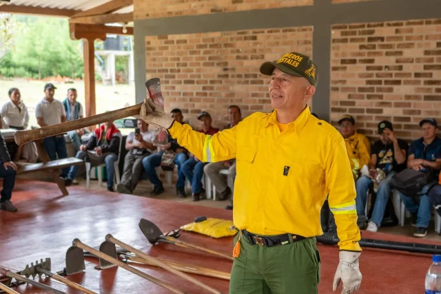 Sotará prepara comunidades para enfrentar incendios forestales