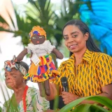 Mujer caucana participa en muestra cultural y artesanal