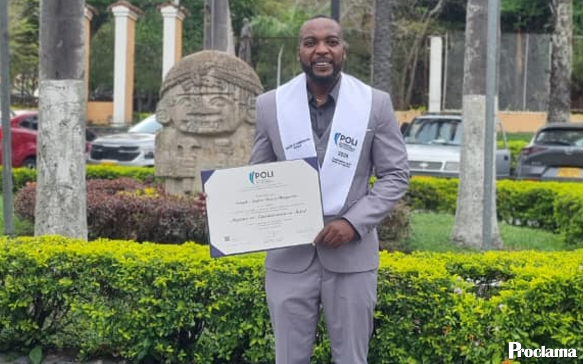 Camilo Guaza alcanza nuevo logro académico en salud Camilo Guaza alcanza nuevo logro académico en salud