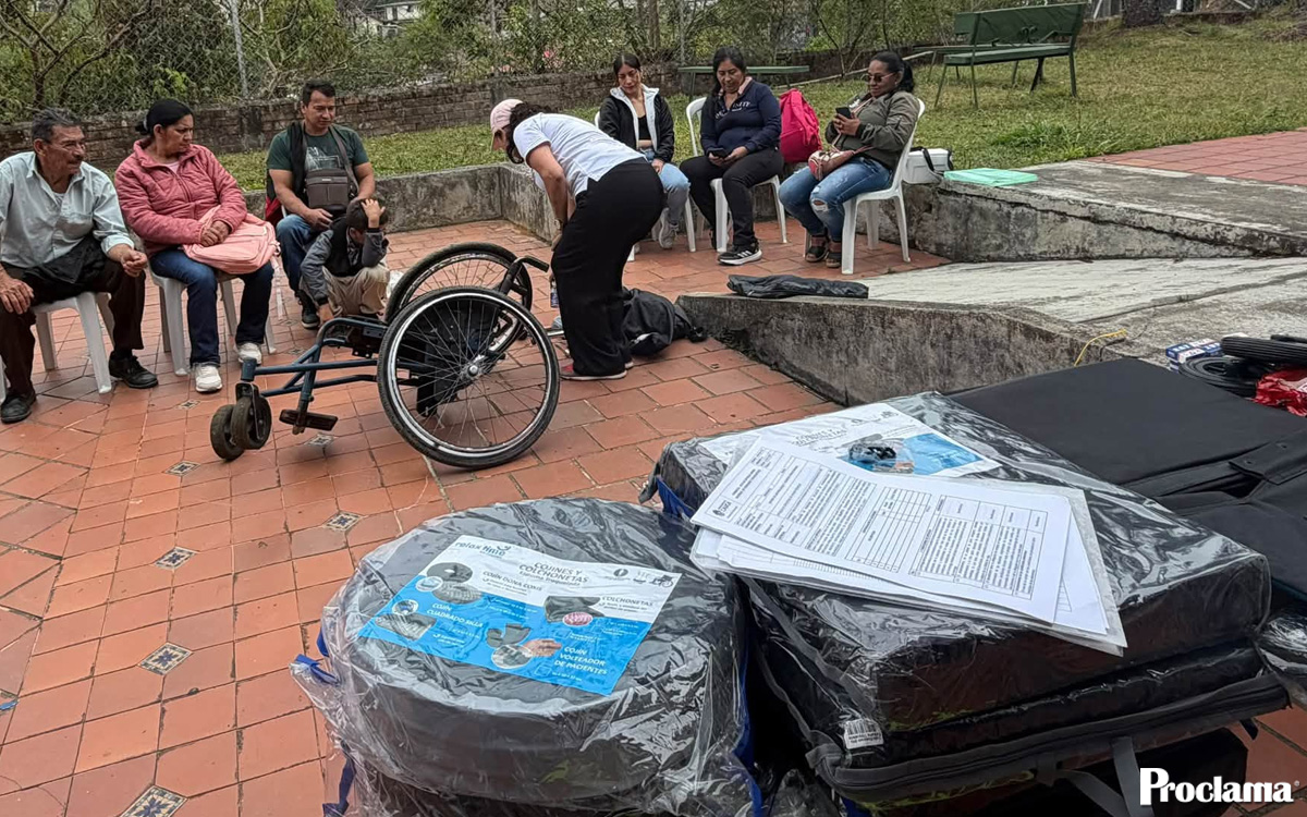 Entregan repuestos para sillas de ruedas en La Sierra Entregan repuestos para sillas de ruedas en La Sierra