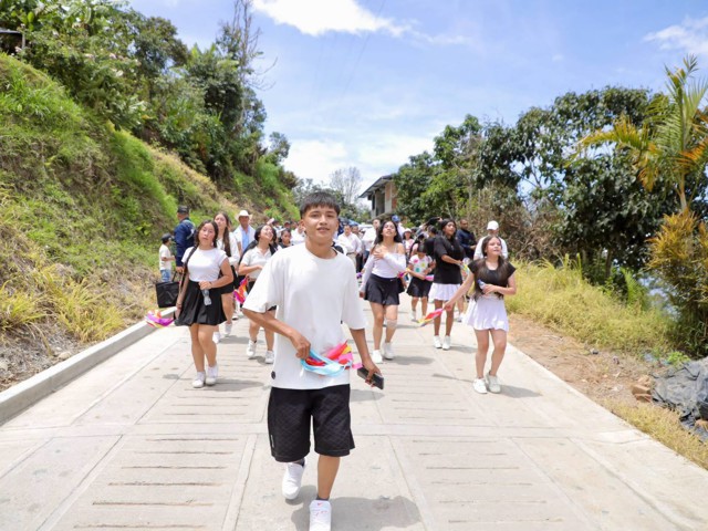 Gobernador del Cauca Octavio Guzmán llegó a Florencia con obras y recursos