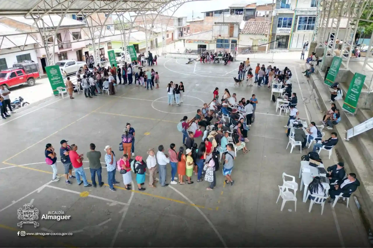 La institucionalidad llegó hasta La Herradura