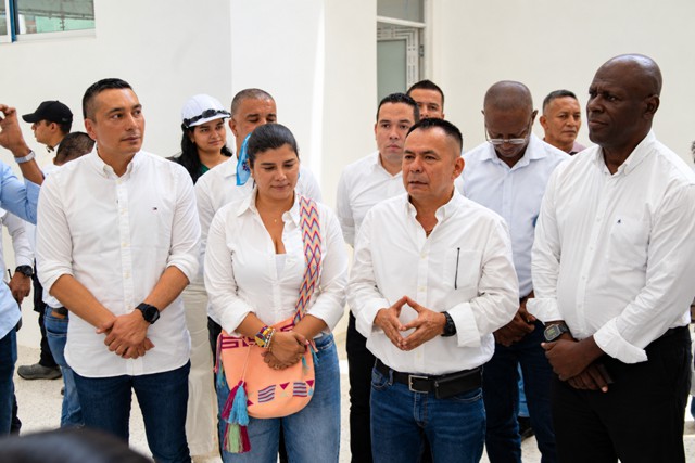 Octavio Guzmán rescata hospital tras años de abandono - Hospital de Santander de Quilichao Octavio Guzmán rescata hospital tras años de abandono - Hospital de Santander de Quilichao