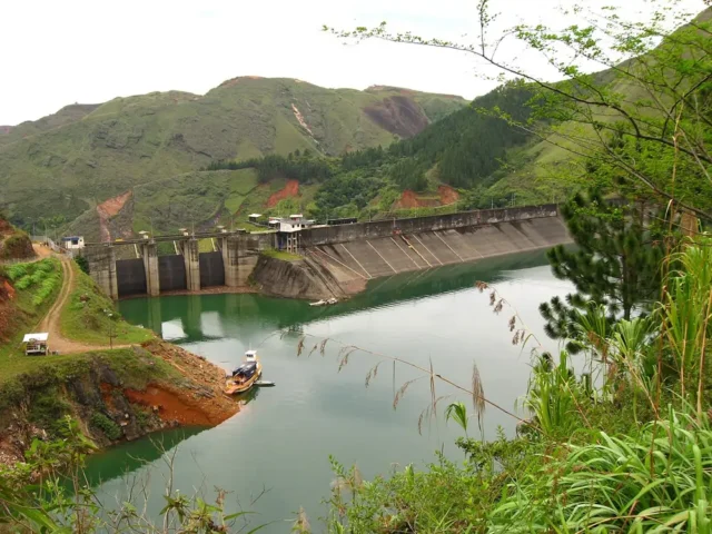 Salvajina no puede venderse como si el Cauca no existiera