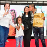 Tres familias reciben $473 millones por restitución