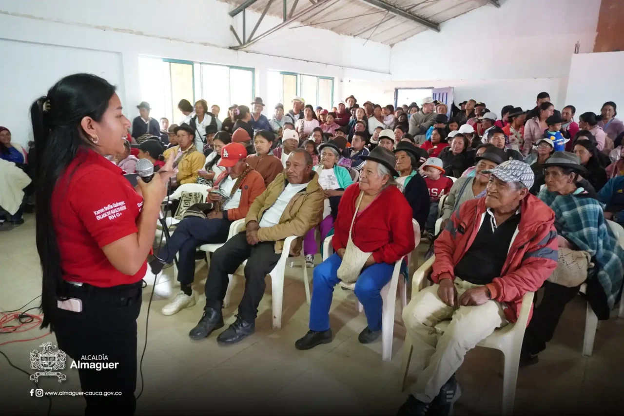 Almaguer llevó orientación social y sanitaria a Caquiona