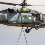 Soldados del Ejército rescatados tras accidente de helicóptero Black Hawk en Inzá, Cauca.